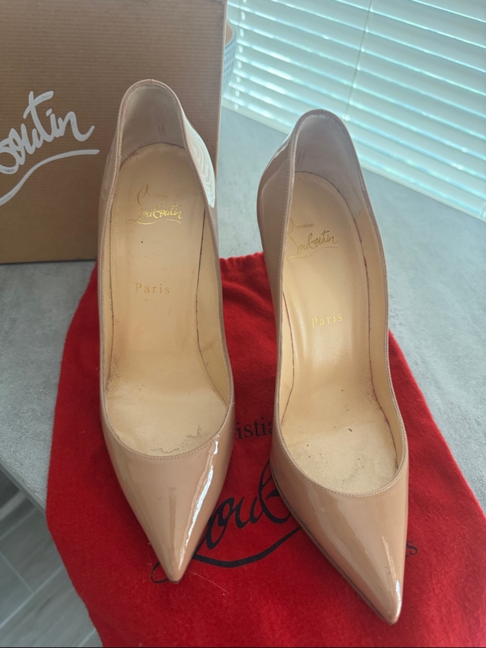 Christian Louboutin Nude Patent Pointed Toe Stiletto Pumps - Picture 2 of 4